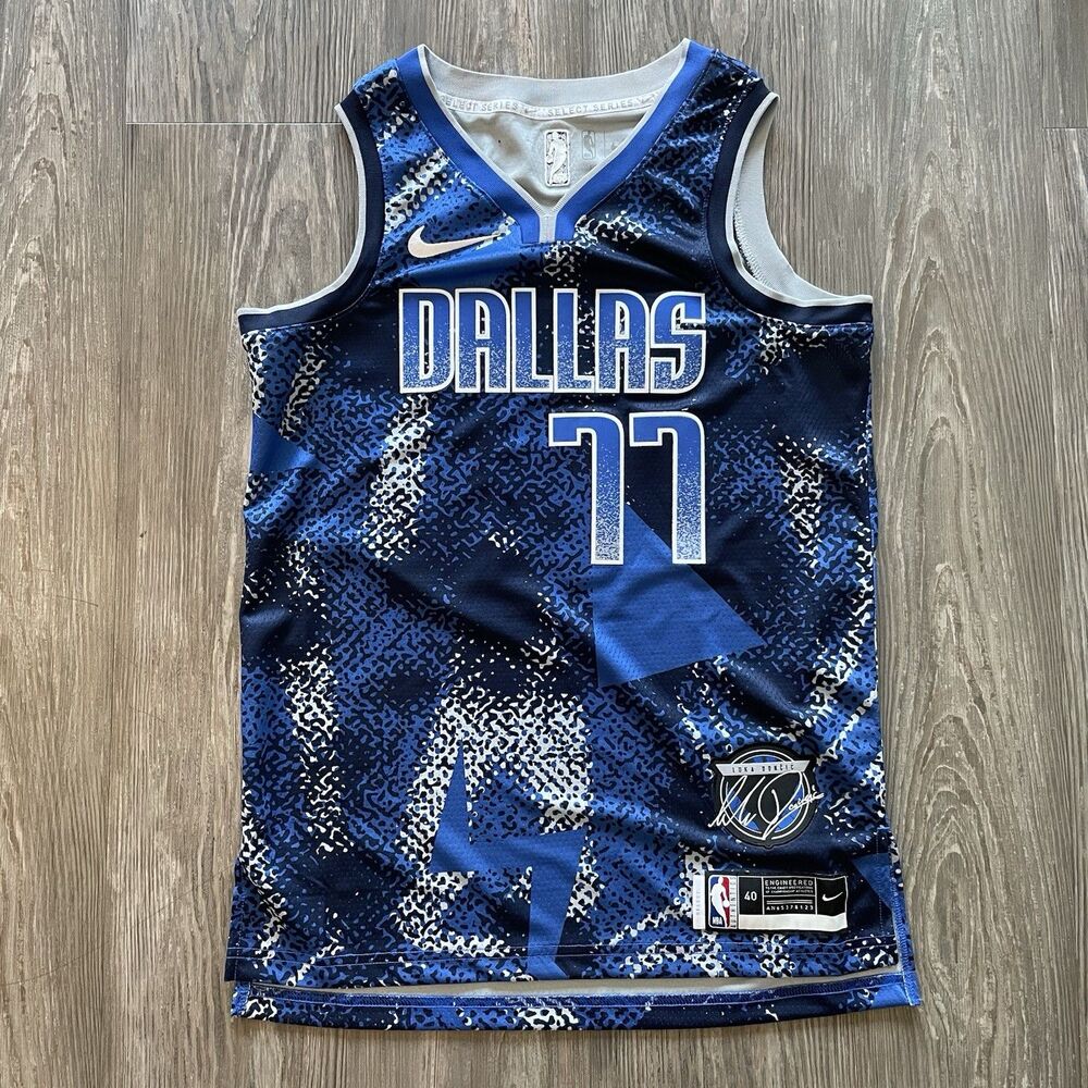 New Luka Dončić #77 Dallas Mavericks Nike Retro Basketbal Jersey Mens Sz Small